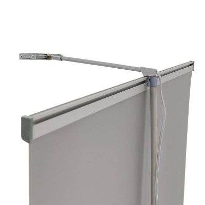 Rollbanner LED-Strahler Montage